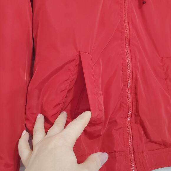 New Look | Retro 70s 80s Rainbow Chest Full Zip Hooded Windbreaker Jacket - Picture 6 of 11